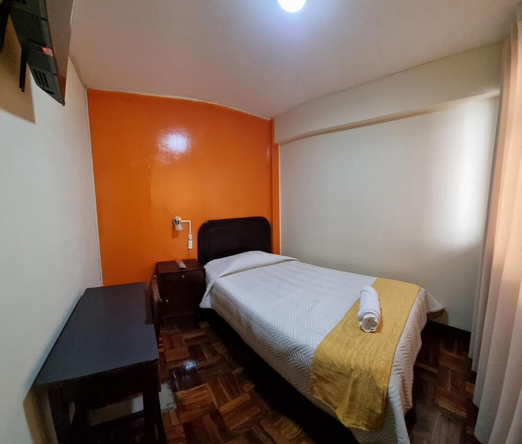 Hotel Express La Paz Buitenkant foto