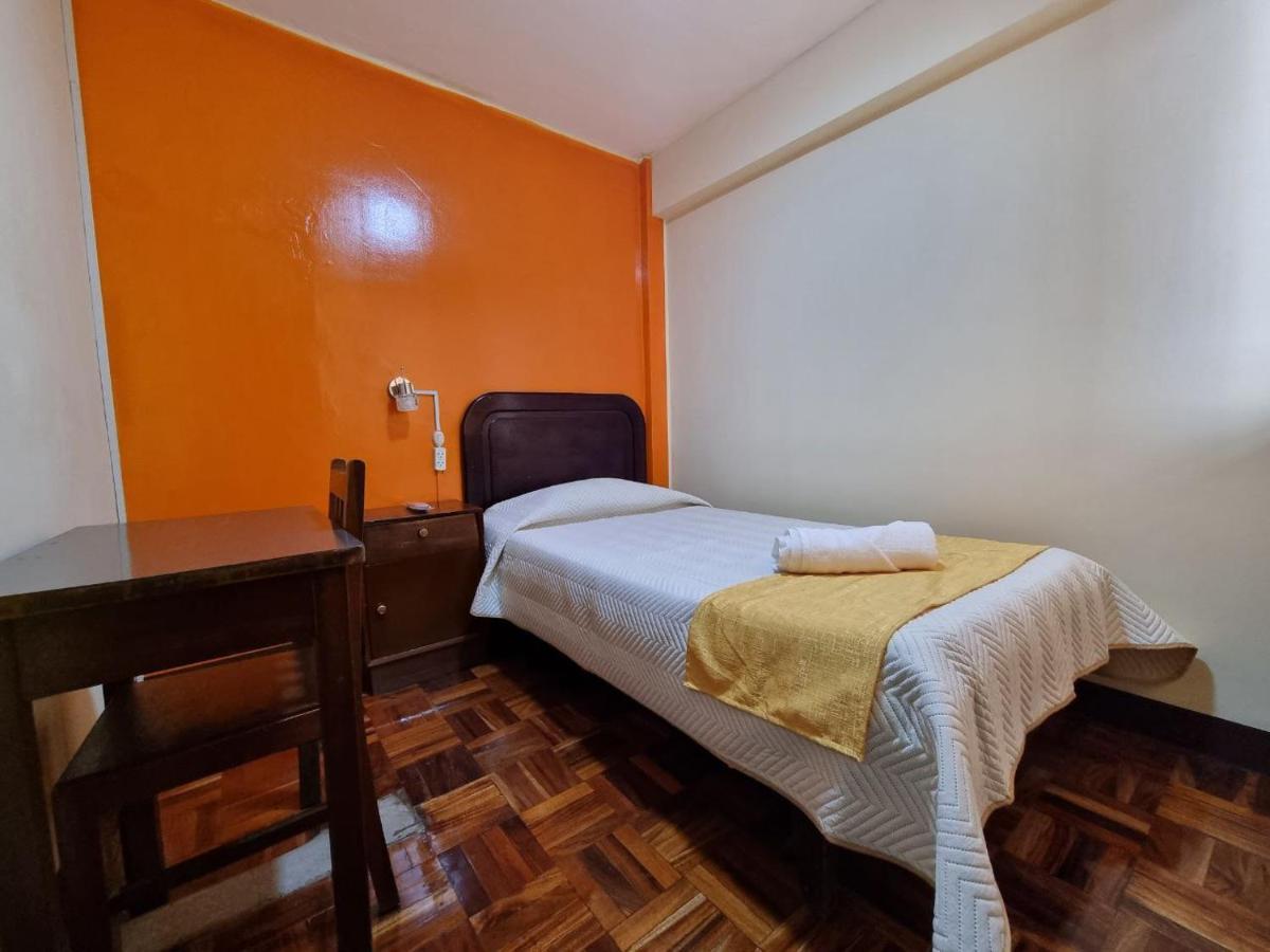 Hotel Express La Paz Buitenkant foto