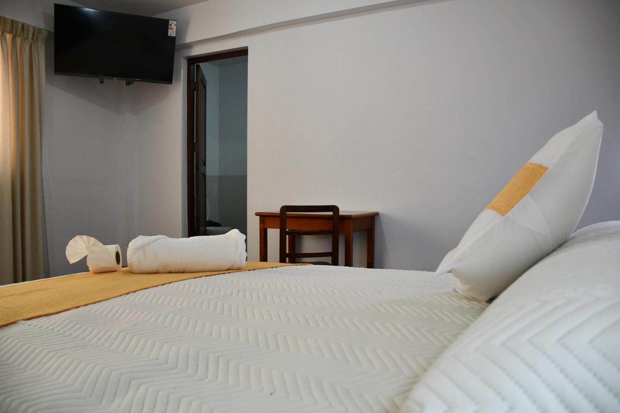 Hotel Express La Paz Buitenkant foto