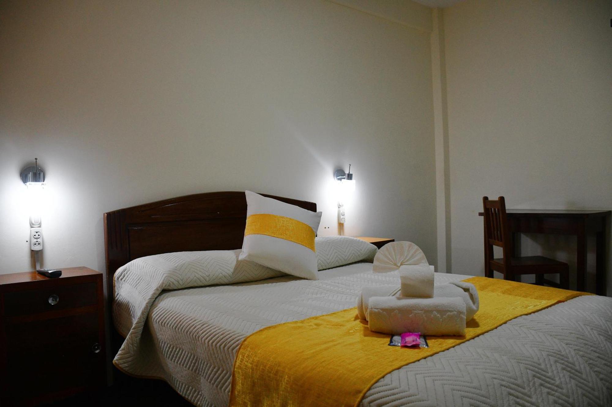 Hotel Express La Paz Buitenkant foto
