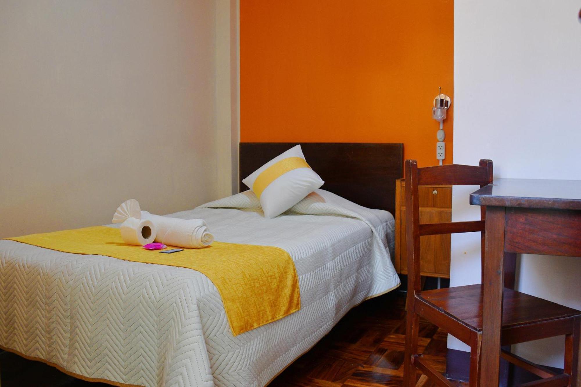 Hotel Express La Paz Buitenkant foto