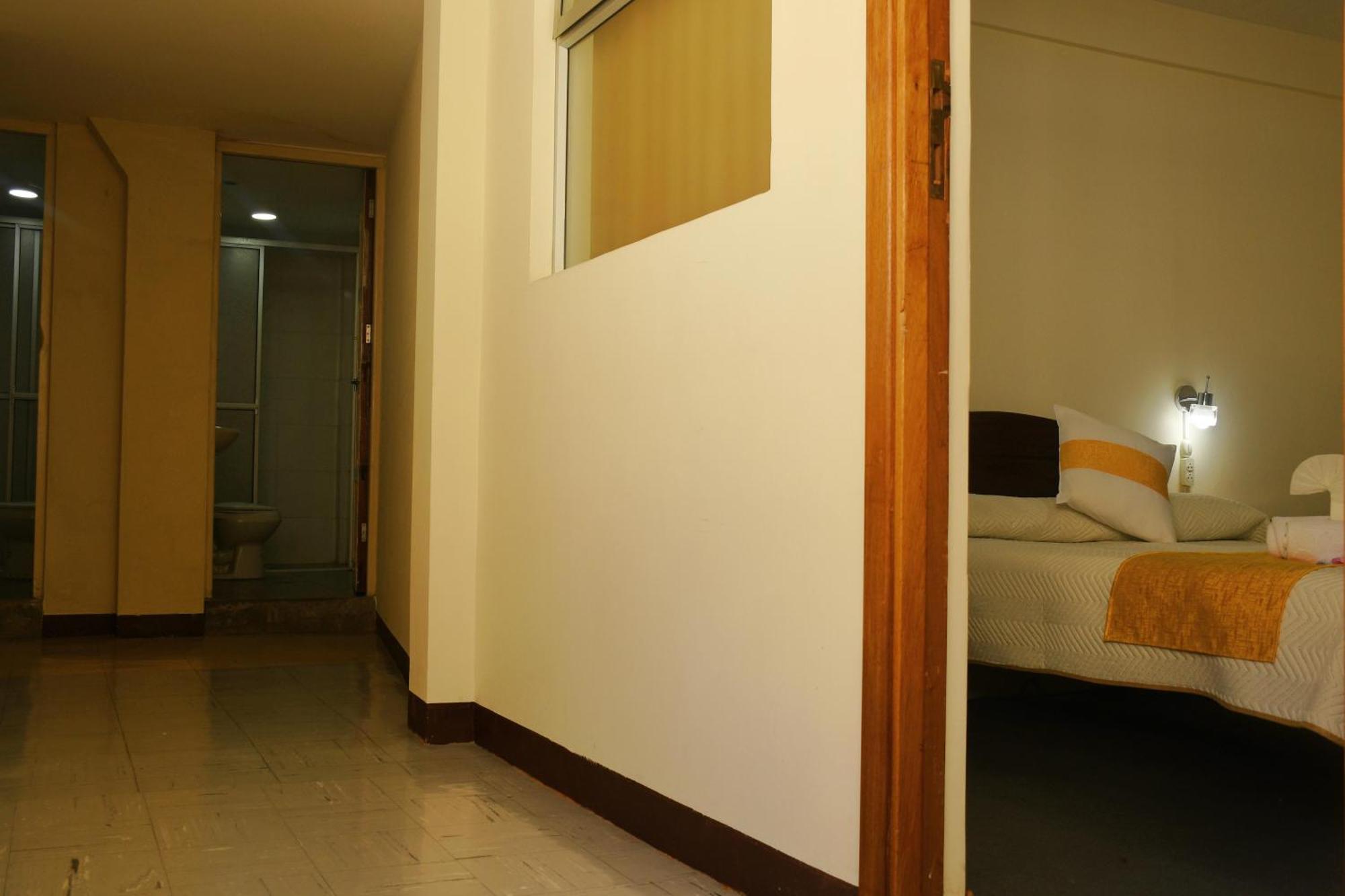 Hotel Express La Paz Buitenkant foto