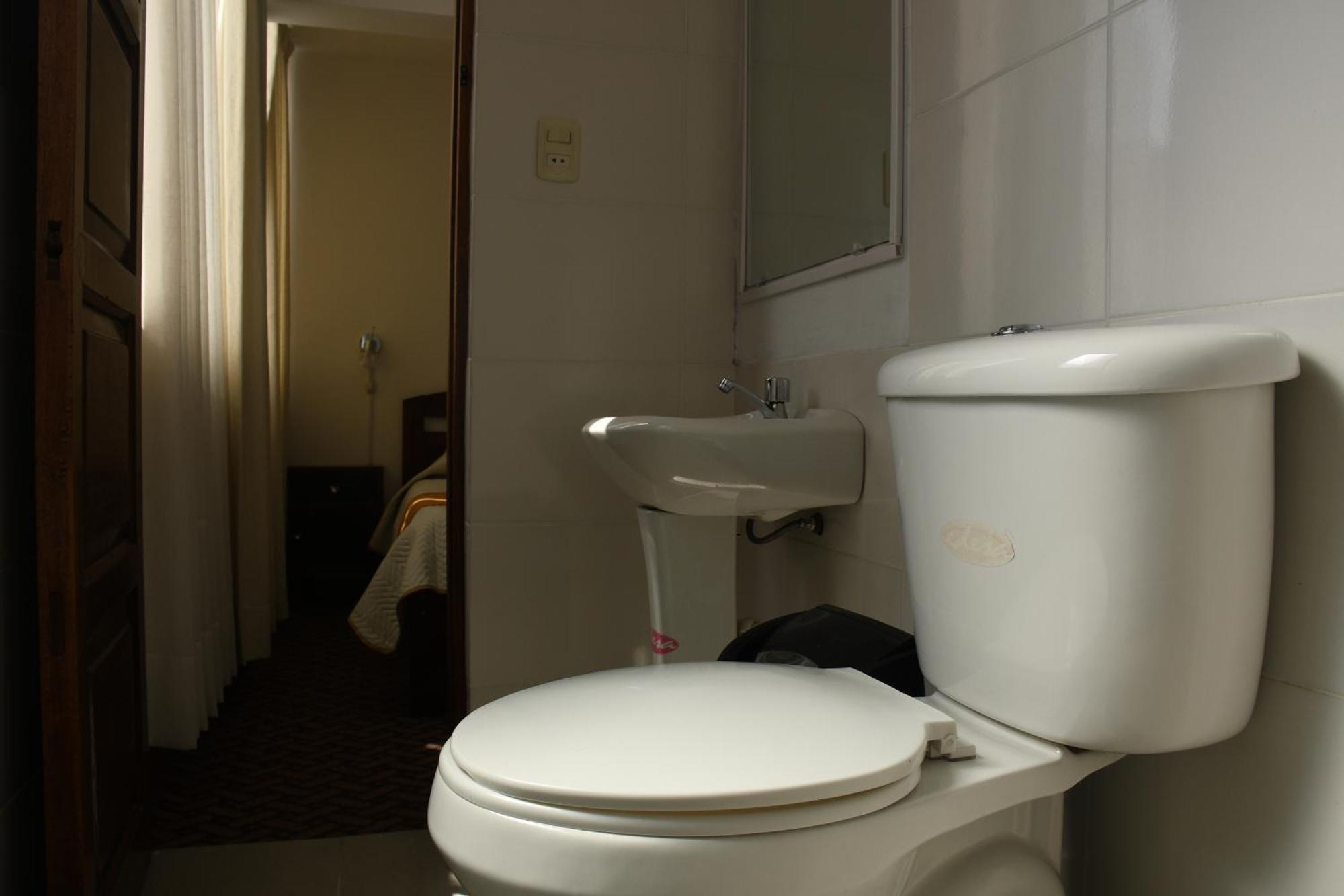 Hotel Express La Paz Buitenkant foto