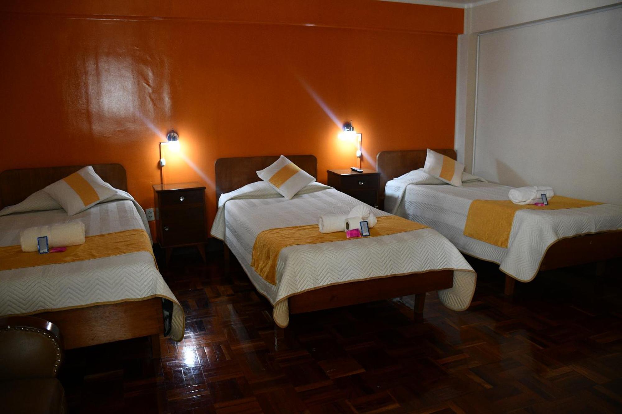 Hotel Express La Paz Buitenkant foto